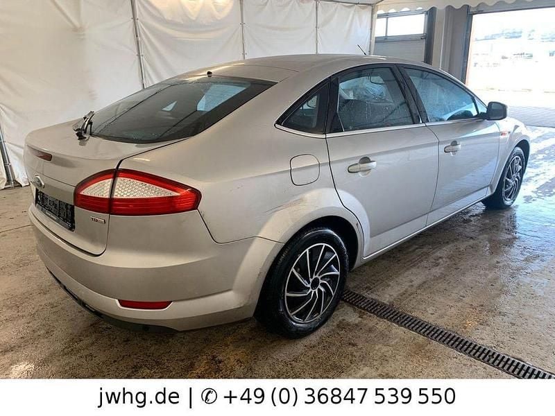Gebraucht Ford Mondeo Titanium 140 PS (102 kW) 2007 Grau Limousine