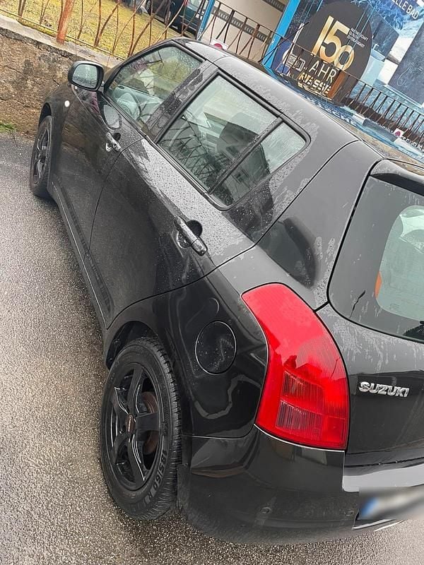 Gebraucht Suzuki Swift 92 PS (67 kW) 2007 Schwarz Kleinwagen
