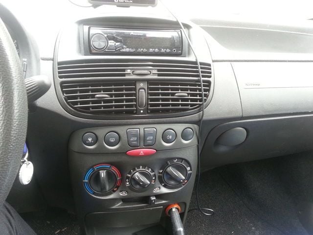 Gebraucht Fiat Punto 109 PS (80 kW) 2001 Silber Kleinwagen