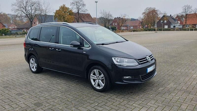 Gebraucht VW Sharan Match 140 PS (102 kW) 2012 Schwarz Van / Kleinbus
