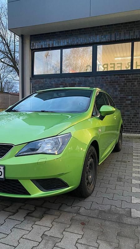 Gebraucht Seat Ibiza 75 PS (55 kW) 2013 Grün Kleinwagen
