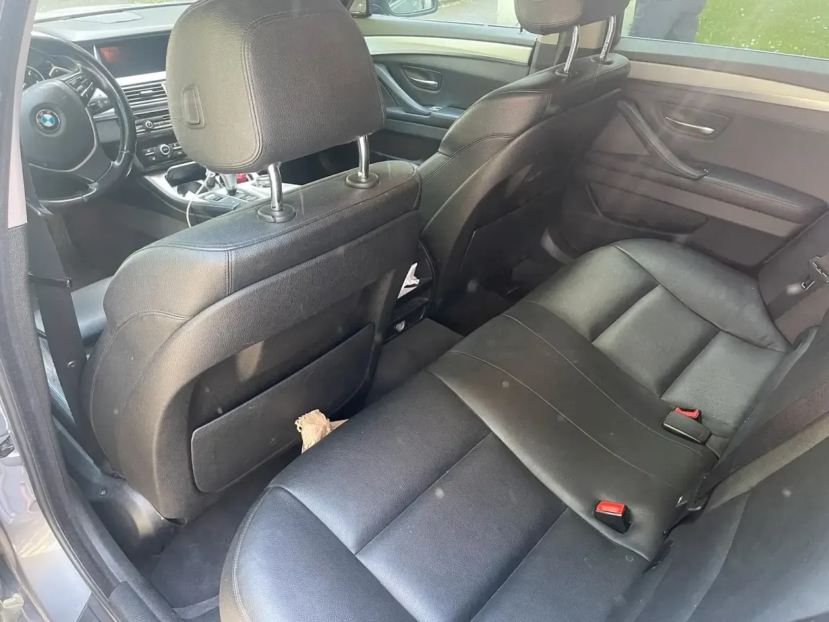 Gebraucht BMW 520 190 PS (139 kW) 2015 Grau Kombi