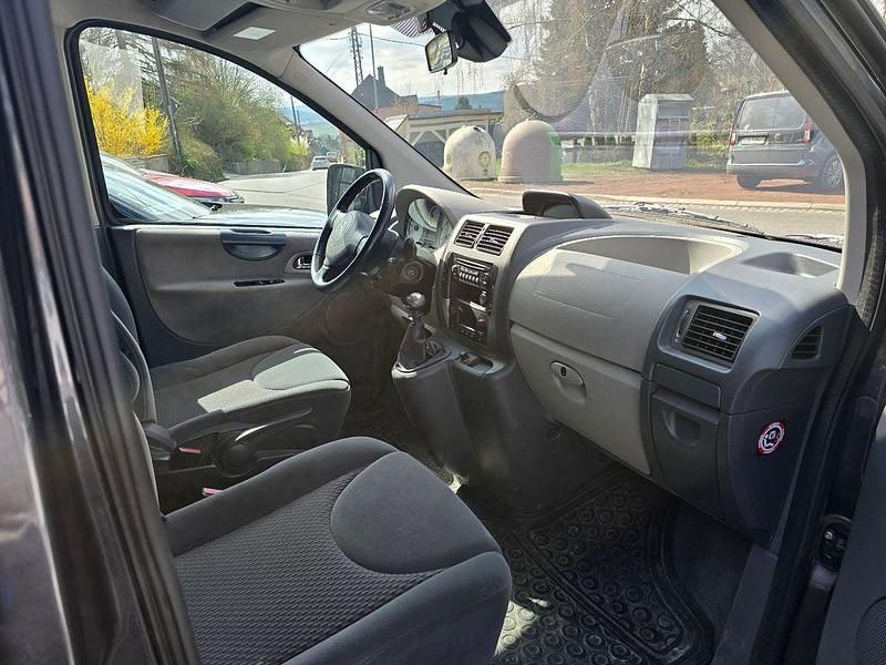 Second-hand Citroën Jumpy SELECTION 163 CP (119 kW) 2012 Gri Monovolum