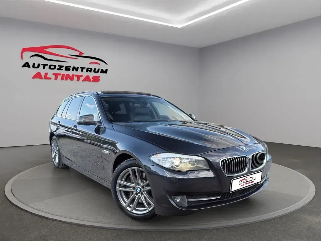 Gebraucht BMW 525 Performance 218 PS (160 kW) 2013 Sophistograu ii brillanteffekt Kombi