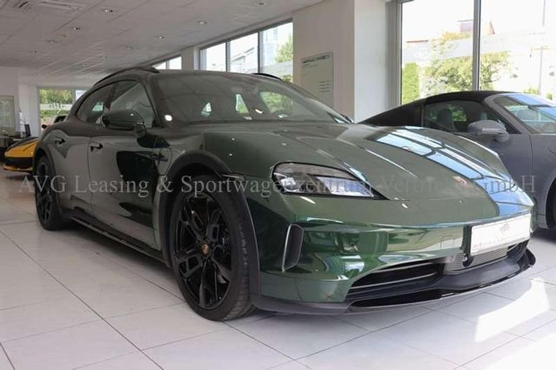 Gebraucht Porsche Taycan Cross Turismo 439 kW (598 PS) 2024 Oakgrünmetallic neo Kombi