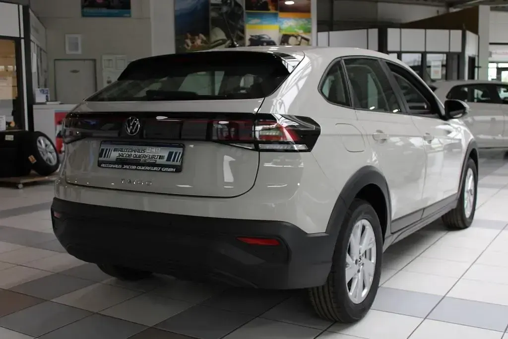 Neu VW Taigo 95 PS (69 kW) 2025 Grau SUV