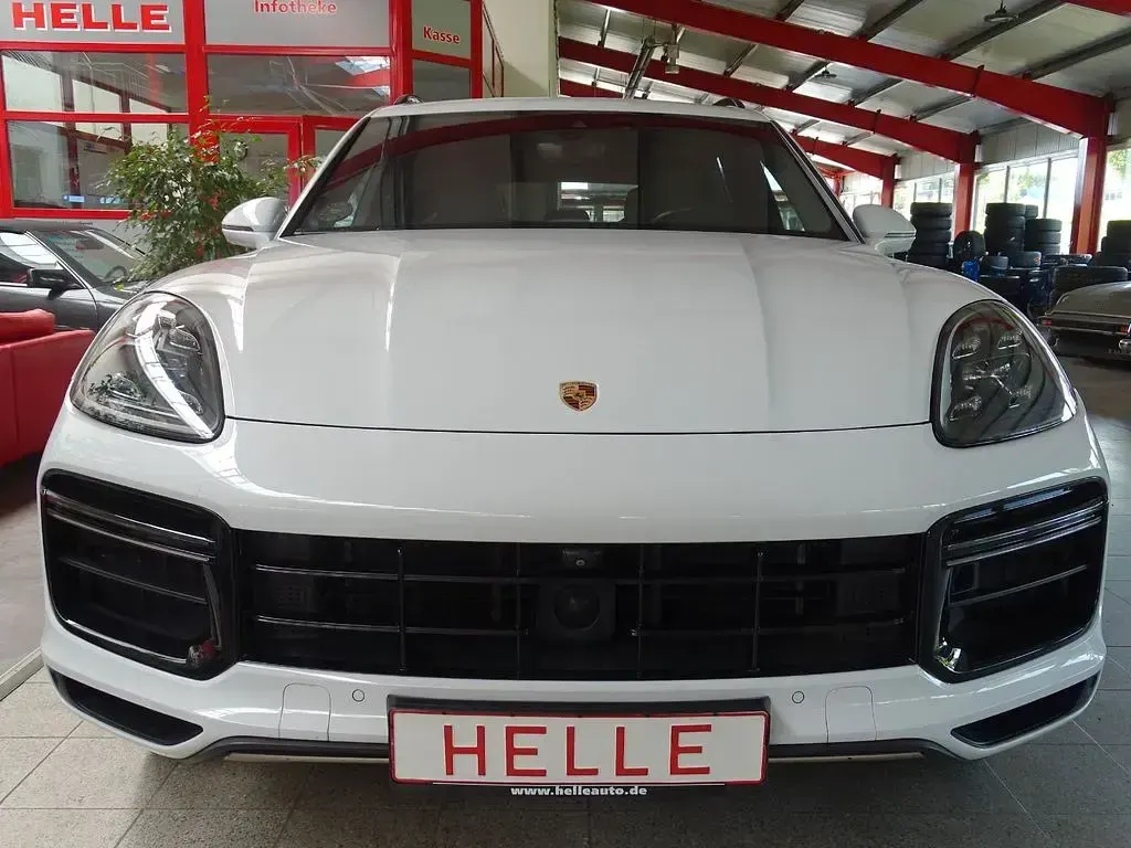 Gebraucht Porsche Cayenne 549 PS (403 kW) 2018 Carraraweißmetallic (metallic) SUV