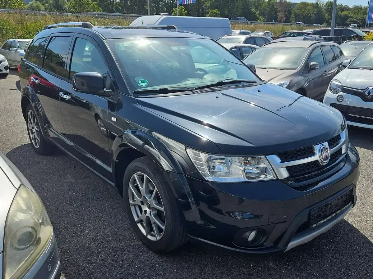 Gebraucht Fiat Freemont Lounge 170 PS (125 kW) 2012 Schwarz SUV