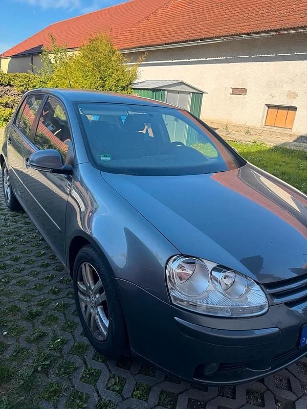 Usata VW Golf V 75 CV (55 kW) 2007 Grigio Berlina