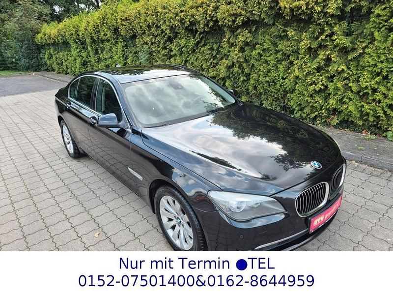 Schwarz Gebraucht 2012 BMW 730 Limousine | 13.950 € (Guter Preis) - Bild 1/4