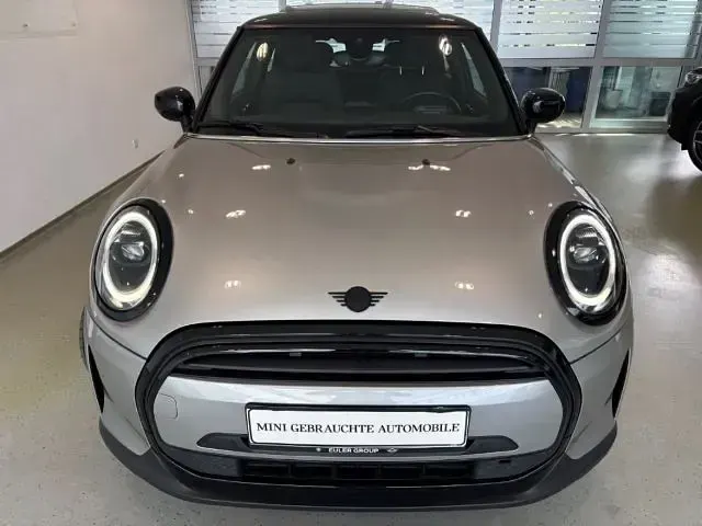 Gebraucht Mini Cooper 136 PS (100 kW) 2023 Silber Kleinwagen