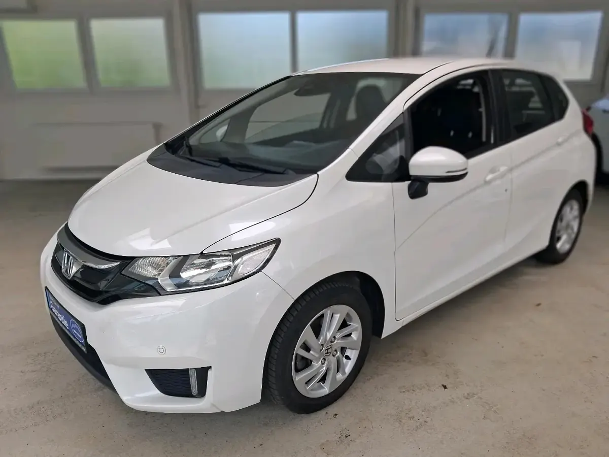 Gebraucht Honda Jazz Comfort 102 PS (75 kW) 2018 Weiß Kleinwagen