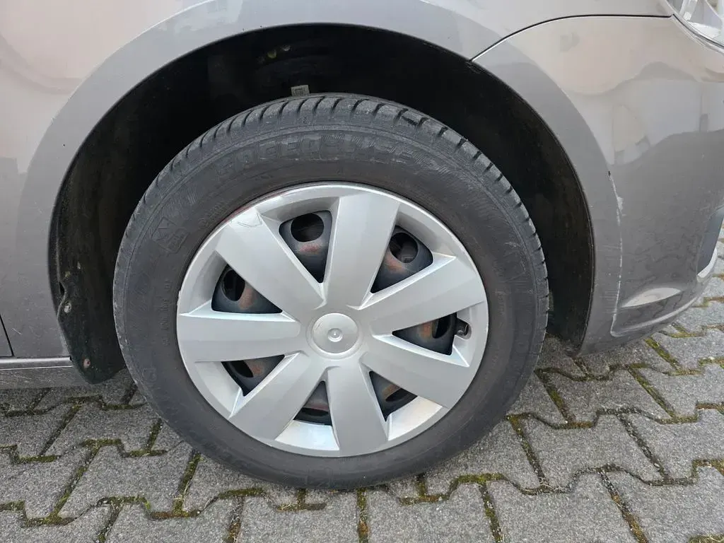 Gebraucht VW Touran 105 PS (77 kW) 2010 Grau Van / Kleinbus