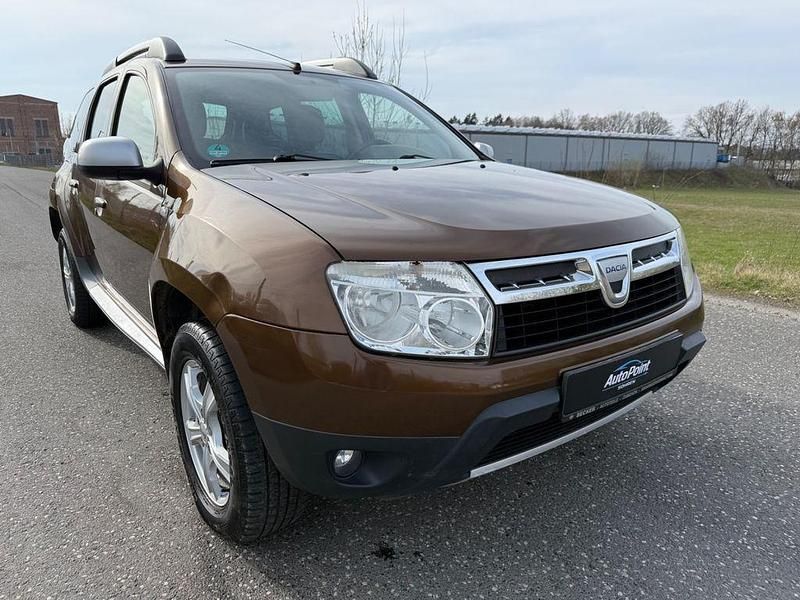 Gebraucht Dacia Duster Essentiel 105 PS (77 kW) 2011 Braun SUV