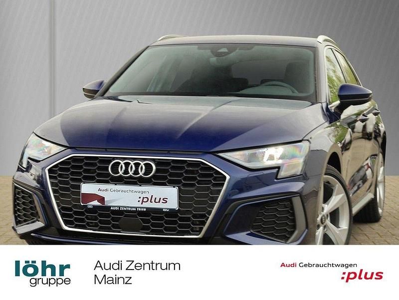 Navarrablau metallic Gebraucht 2024 Audi A3 Sportback e-tron S-Line Limousine | 29.980 € (Guter Preis) - Bild 1/4