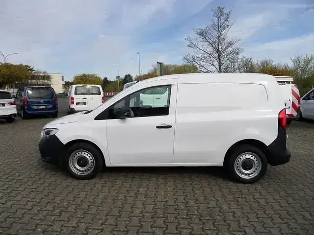 Gebraucht Mercedes Citan 110 95 PS (69 kW) 2023 Arktikweiss Van / Kleinbus