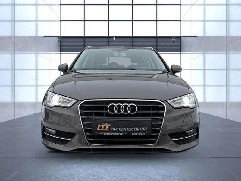 Gebraucht Audi A3 Attraction 122 PS (89 kW) 2014 Grau Limousine