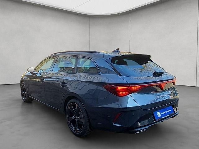 Neu Cupra Leon 150 PS (110 kW) 2025 Grau Limousine
