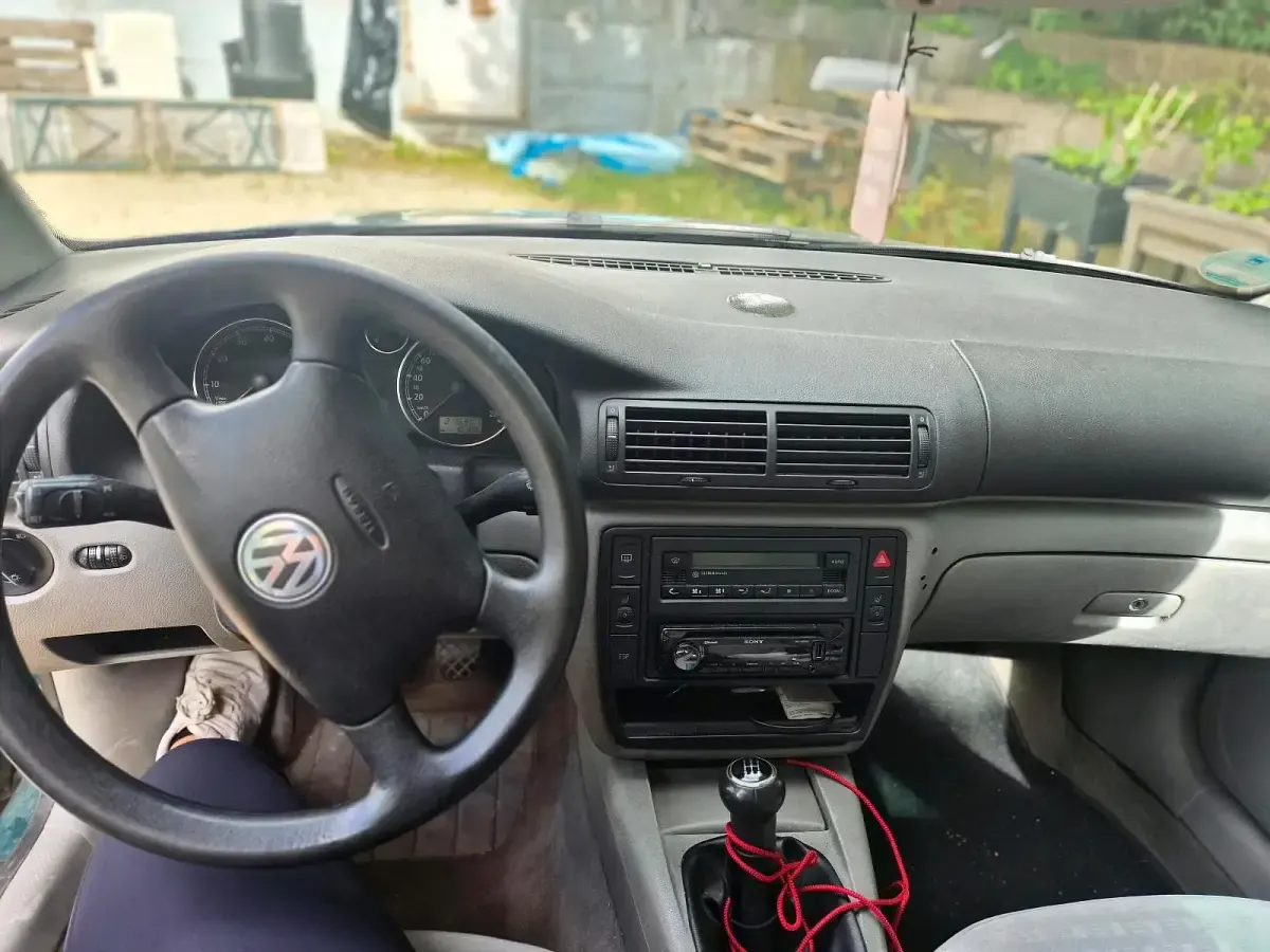 Gebraucht VW Passat 102 PS (75 kW) 2003 Grün Kombi