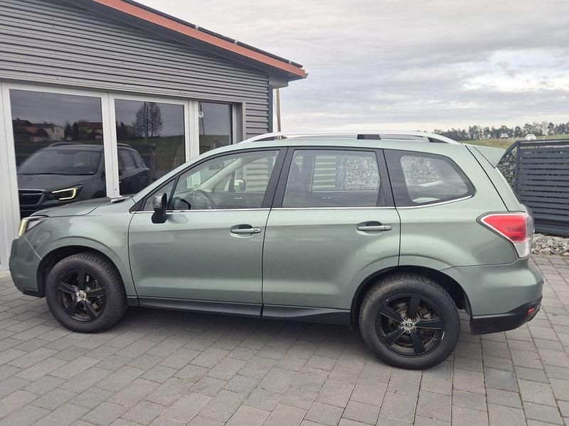 Gebraucht Subaru Forester Exclusive+ 147 PS (108 kW) 2017 Grün SUV