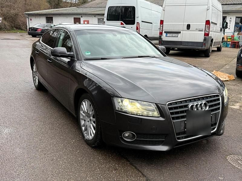 Schwarz Gebraucht 2010 Audi A5 Limousine | 8.600 € (Fairer Preis) - Bild 1/4