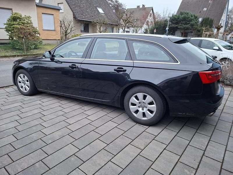 Gebraucht Audi A6 204 PS (150 kW) 2012 Schwarz Kombi
