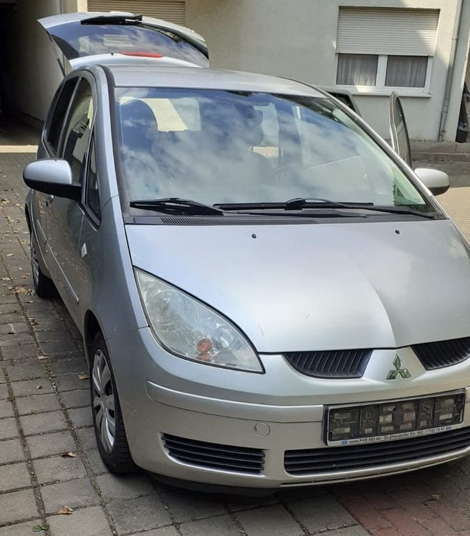 Silber Gebraucht 2008 Mitsubishi Colt Motion Van / Kleinbus | 2.850 € (Fairer Preis) - Bild 1/4