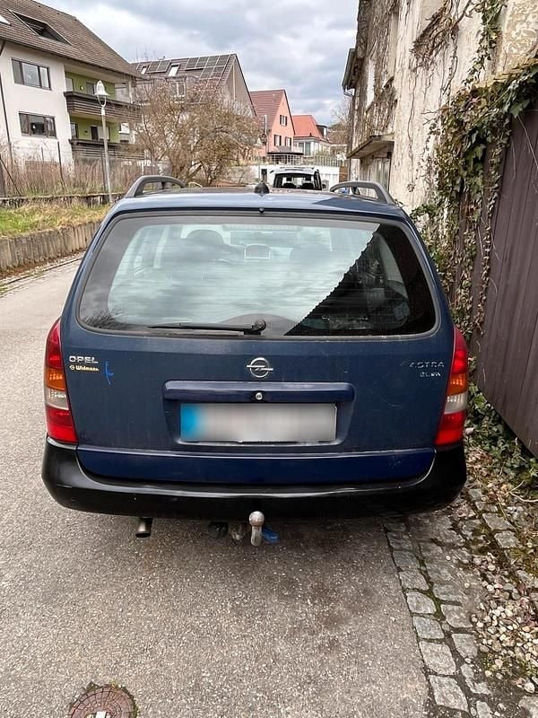 Gebraucht Opel Astra 125 PS (91 kW) 2002 Schwarz Kombi