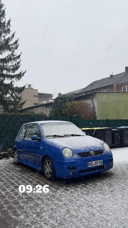 Gebraucht VW Lupo 75 PS (55 kW) 1998 Blau Kleinwagen