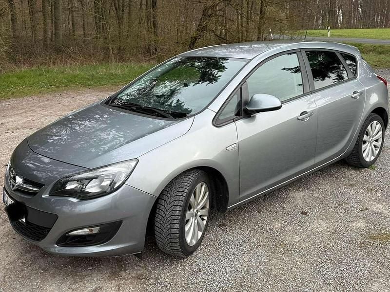 Gebraucht Opel Astra Innovation 116 PS (85 kW) 2012 Grau Limousine