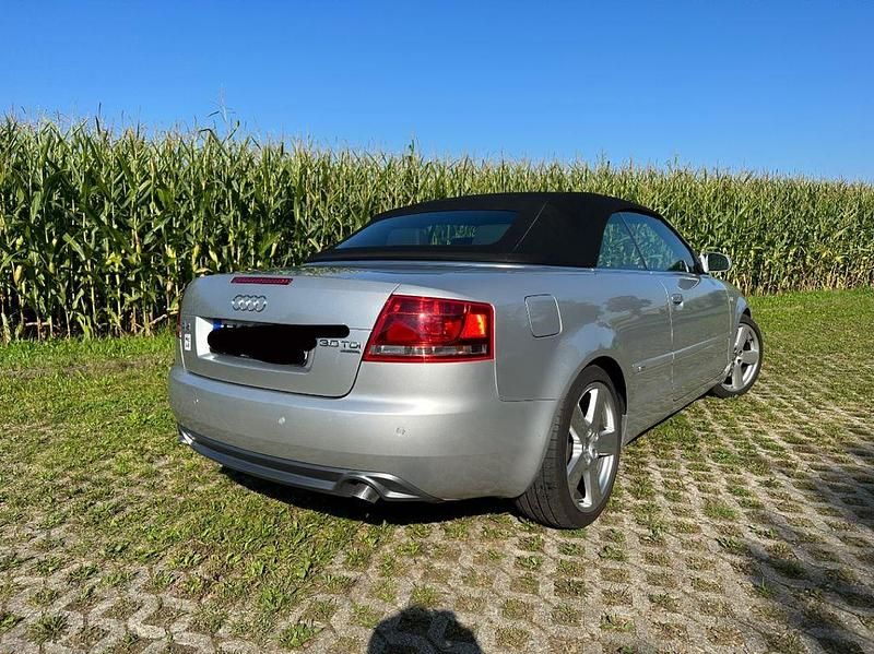 Gebraucht Audi A4 Cabriolet S-Line 233 PS (171 kW) 2009 Silber Cabrio
