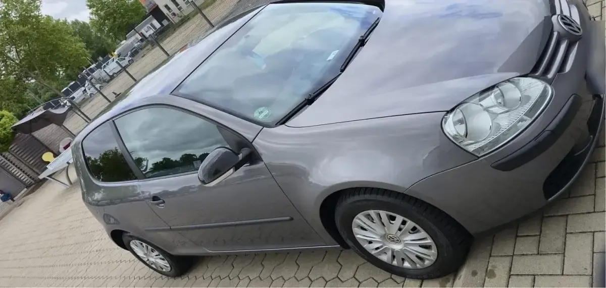 Używany VW Golf V 75 KM (55 kW) 2005 Szary Hatchback