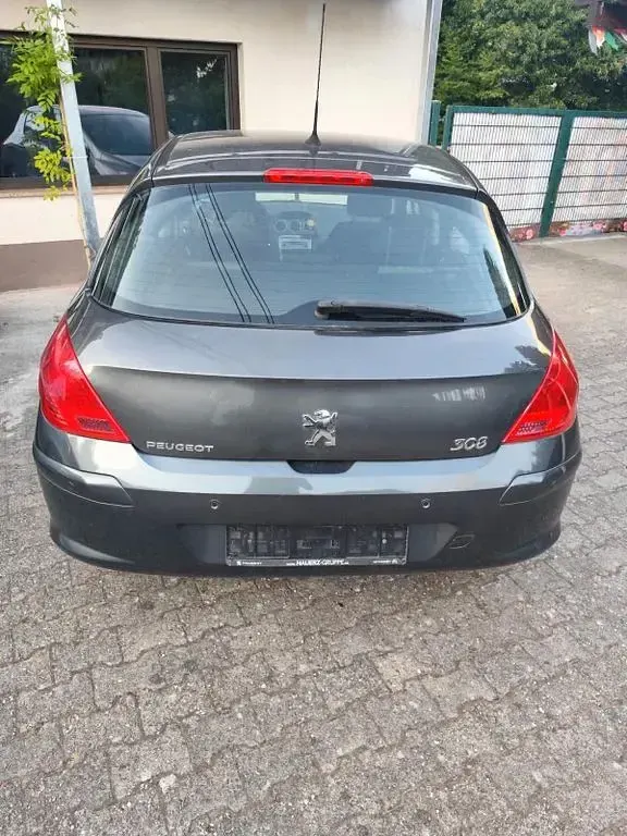 Gebraucht Peugeot 308 Platinum 120 PS (88 kW) 2010 Limousine