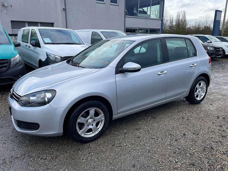 Gebraucht VW Golf VI Trendline 80 PS (58 kW) 2009 Reflexsilber metallic Kleinwagen