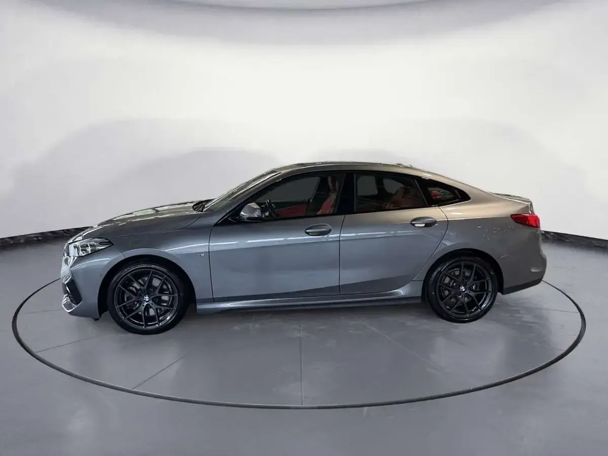 Gebraucht BMW 220 Gran Coupé M Sport 190 PS (139 kW) 2022 Grau Coupé