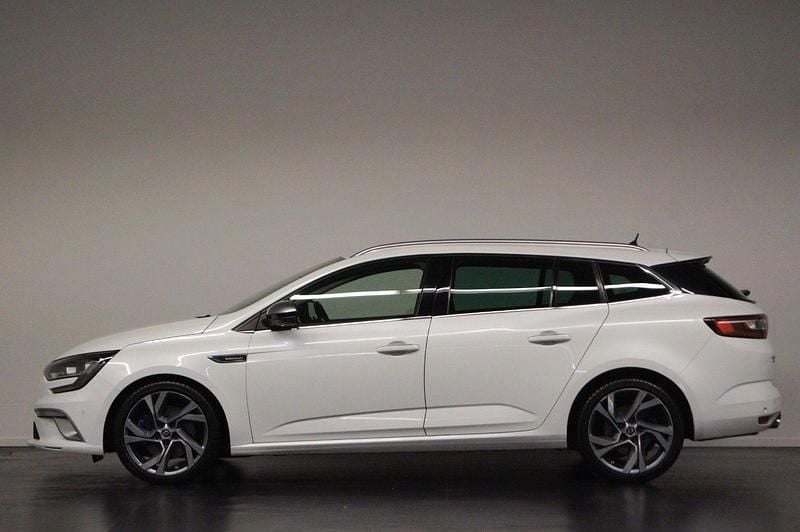 Gebraucht Renault Mégane GrandTour Bose Edition 205 PS (150 kW) 2018 Weiß Kombi