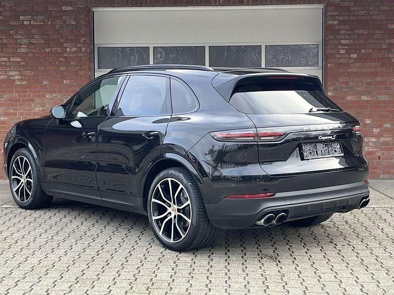 Gebraucht Porsche Cayenne Chrono 340 PS (250 kW) 2018 Schwarz SUV