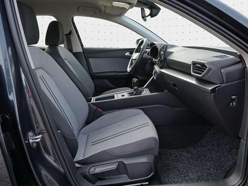 Gebraucht Seat Leon Style 131 PS (96 kW) 2020 Magnetic grau Kombi