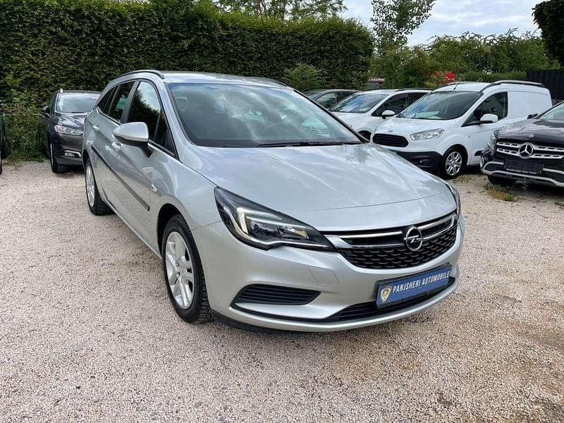Argon silber/ice silver (m2) Gebraucht 2019 Opel Astra Edition Kombi | 8.999 € (Guter Preis) - Bild 1/4