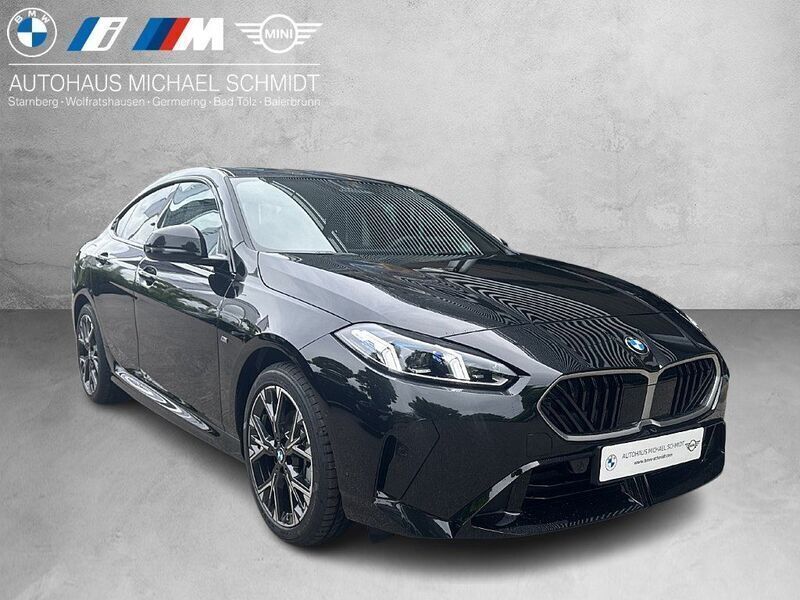 Black sapphire Neu 2025 BMW 220 M Sport Coupé | 43.444 € (Guter Preis) - Bild 1/4