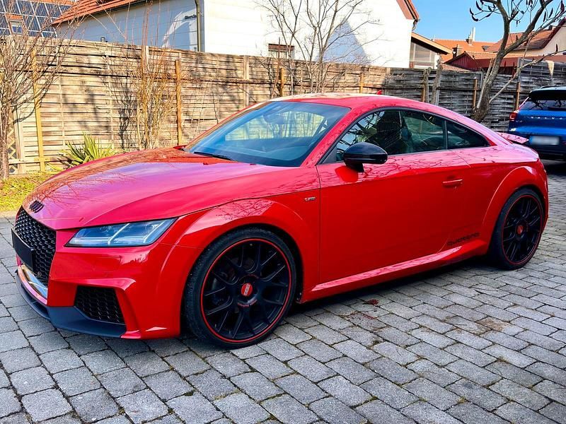 Gebraucht Audi TT Comfort 230 PS (169 kW) 2015 Rot Coupé