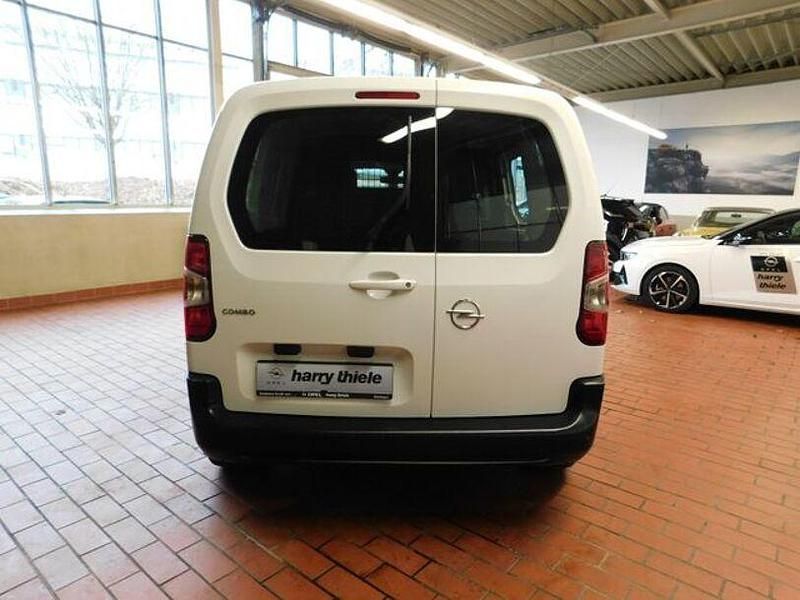 Gebraucht Opel Combo Edition 131 PS (96 kW) 2021 Weiss Van / Kleinbus