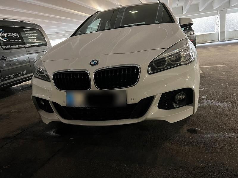 Usado BMW 225 2017 Blanco Monovolumen