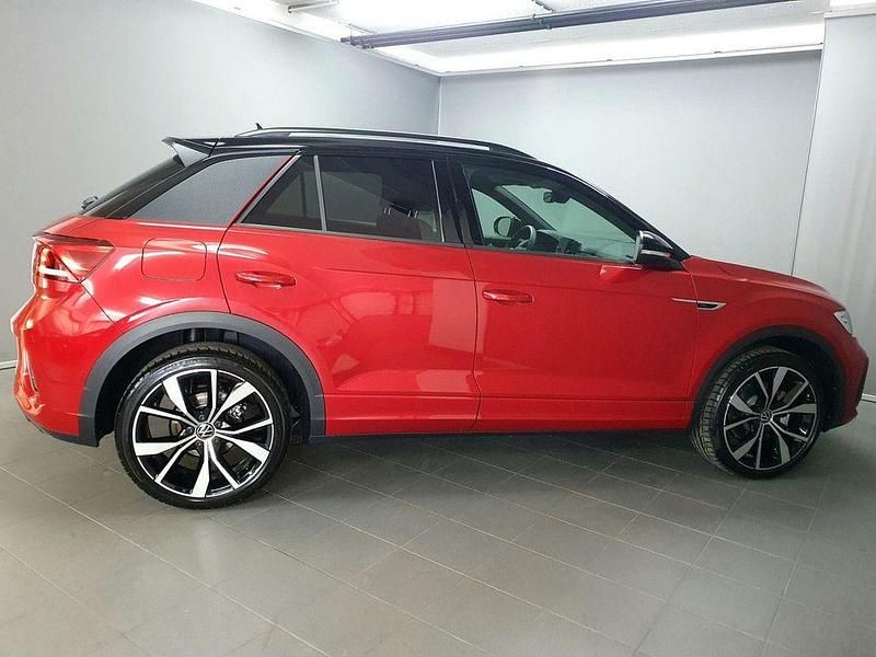 Neu VW T-Roc R-line 150 PS (110 kW) 2025 Rot SUV