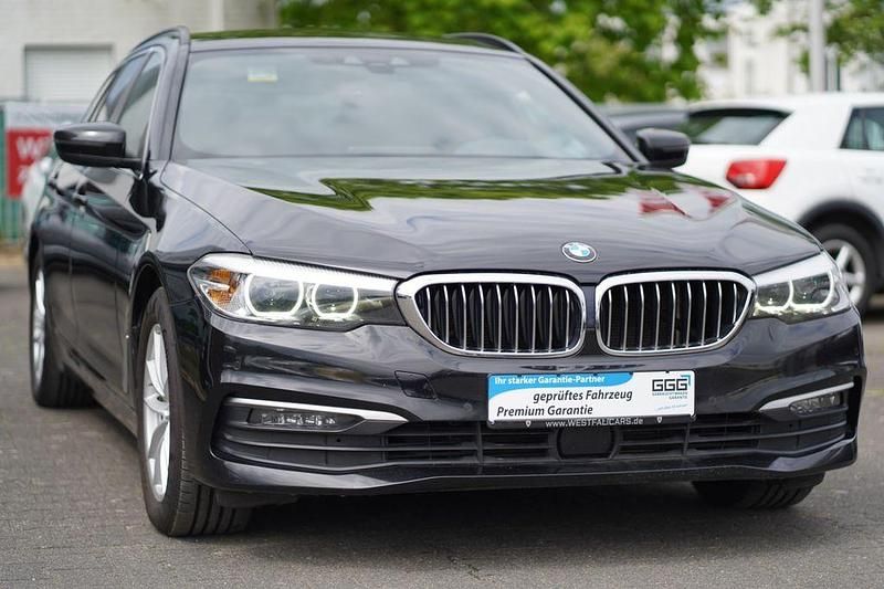 Schwarz ii Gebraucht 2019 BMW 530 Performance Kombi | 21.950 € (Superpreis) - Bild 1/4