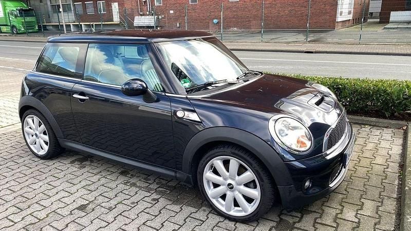 Usata Mini Cooper S 174 CV (127 kW) 2007 Nero Utilitaria