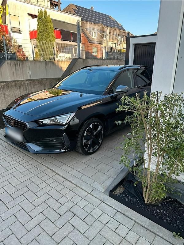 Gebraucht Cupra Leon 150 PS (110 kW) 2024 Schwarz Kombi