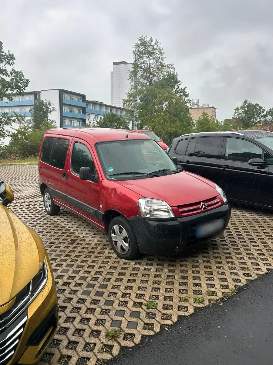 Gebraucht Citroën Berlingo 75 PS (55 kW) 2007 Rot Van / Kleinbus