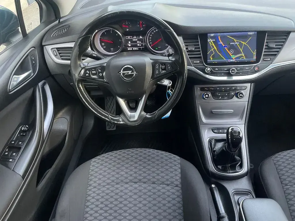 Gebraucht Opel Astra Edition 110 PS (80 kW) 2017 Blau Limousine