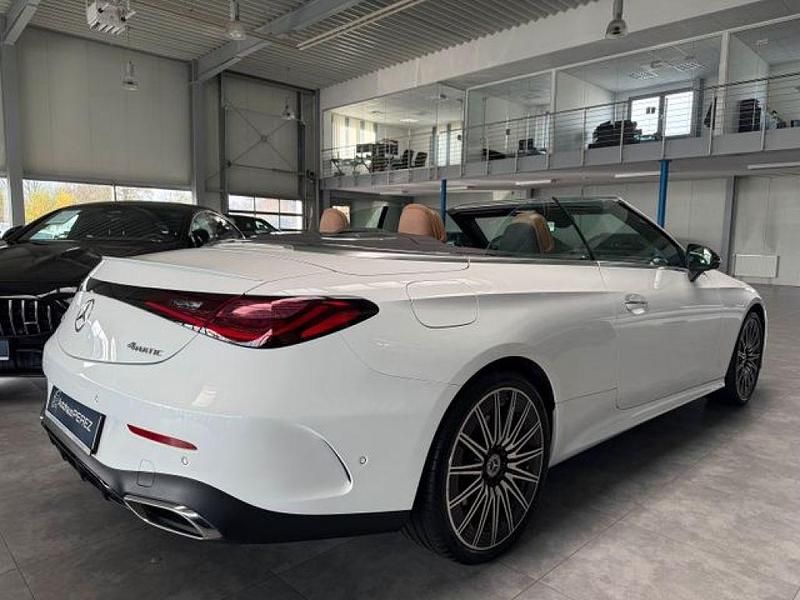 Gebraucht Mercedes 450 Premium 381 PS (280 kW) 2024 Opalithweiß bright (metallic) Cabrio